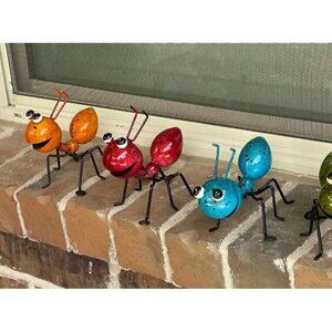 Metal Ant Garden Decor Set of 4 Colorful Outdoor Garden Yard Art Wall